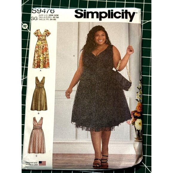 Simplicity S9476 Womens Dress Sewing Pattern Size 26W-32W - Picture 1 of 3